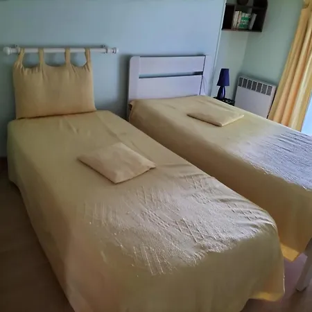 Maison Charmante A Antezant-la-chapelle Avec Jardin Feriehus Le Pin-Saint-Denis